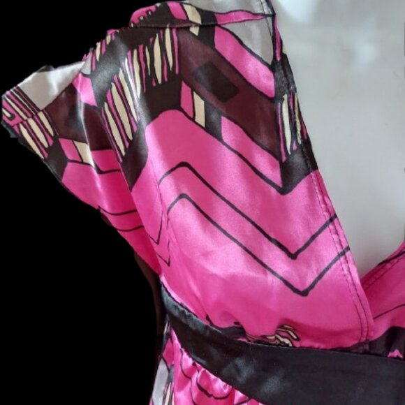 Pink and Black Silky Blouse Blousy Top Size Small  NEW NWT - Picture 4 of 8
